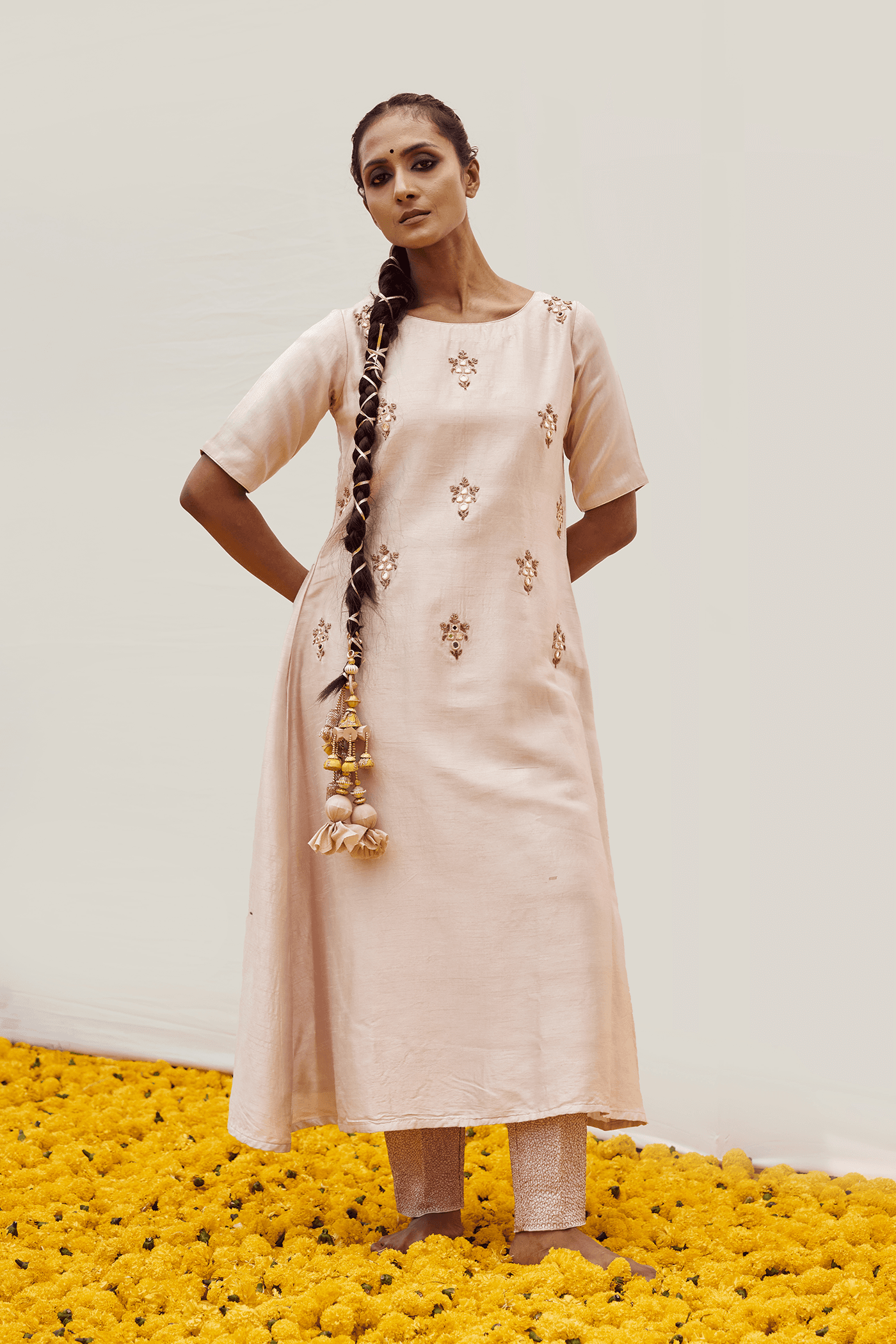 Dusky Pink Embroidered kurta set — view 1